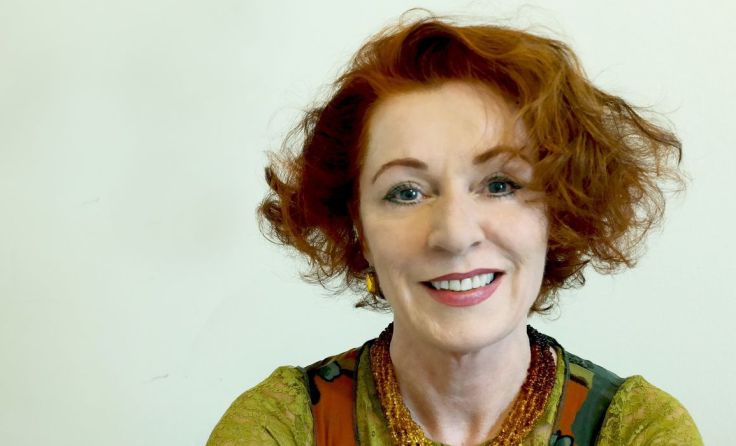 Neben vielen weiteren Top-Autoren zu Gast ist Constanze Dennig.