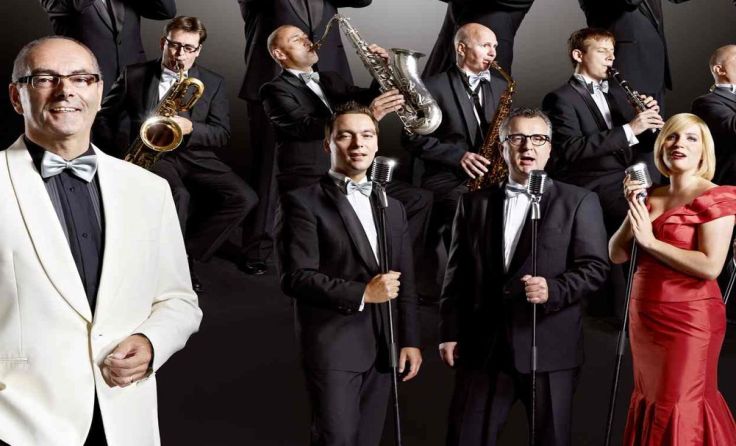 Das Glenn Miller Orchester macht das Brucknerhaus zum Swing-Tempel. Foto: Sebastian Schramm