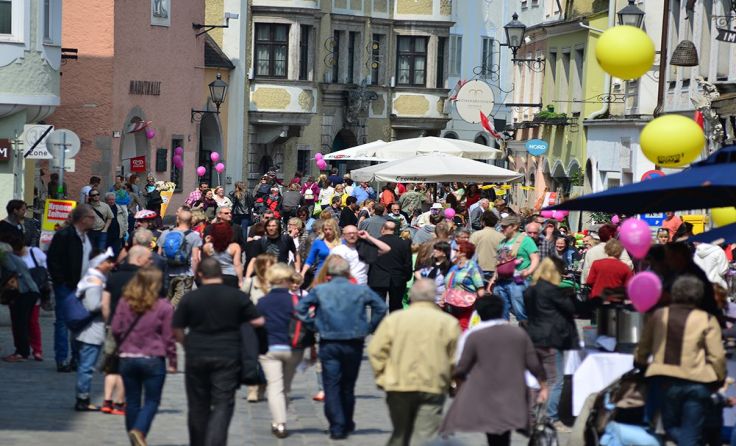 Ein richtiges Dorffest geht über die Bühne. Foto: Verein Altstadt Neu