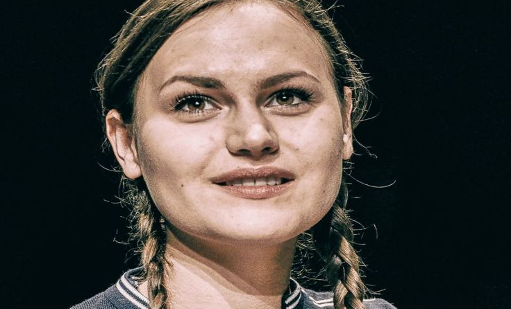 Schauspielerin Kristin Henkel spielt die junge Jüdin Anne. Foto: Bernhard Mayer