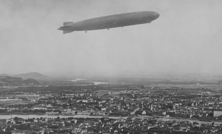 Das Luftschiff "Graf Zeppelin" über Linz. Foto: Archiv der Stadt Linz 
