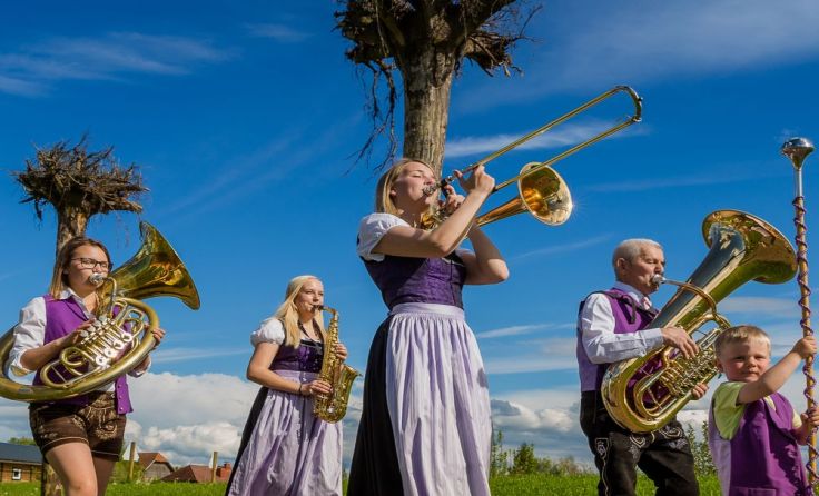 Die Musikkapelle Neukirchen an der Vöckla richtet das Bezirksmusikfest aus. Foto: Mario Hattinger