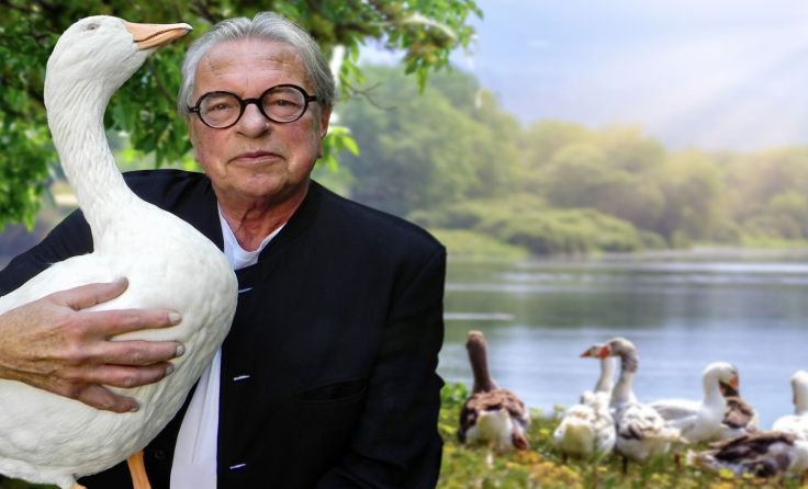 Volker Raus präsentiert seinen neuen Krimi „Martinigans“. Foto: SYRA