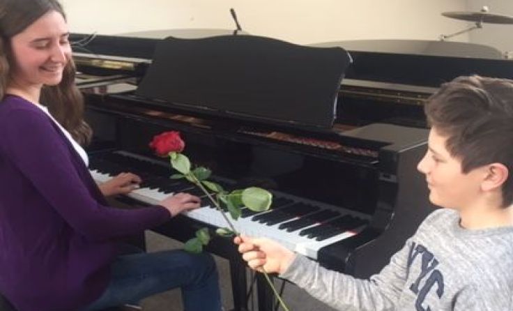 Die jungen Talente überreichen musikalische Grüße. Foto: Musikschule Linz
