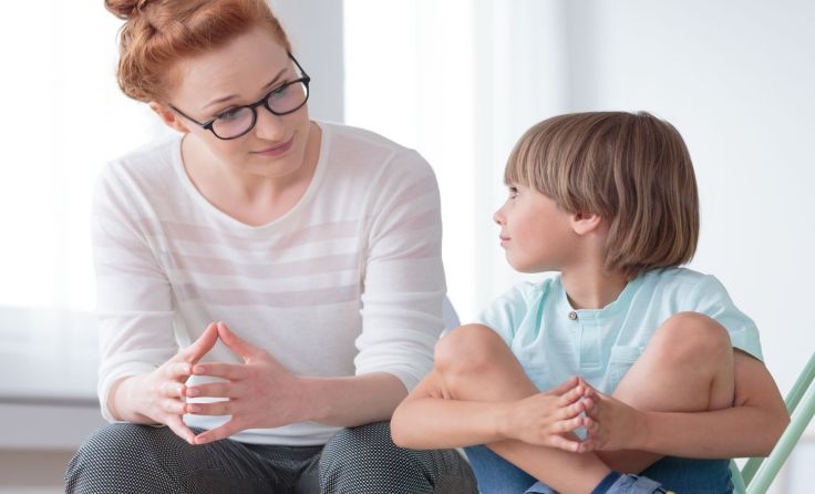Erziehung steht im Mittelpunkt der Reihe im Wissensturm Linz. Foto: Photographee.eu/Shutterstock.com