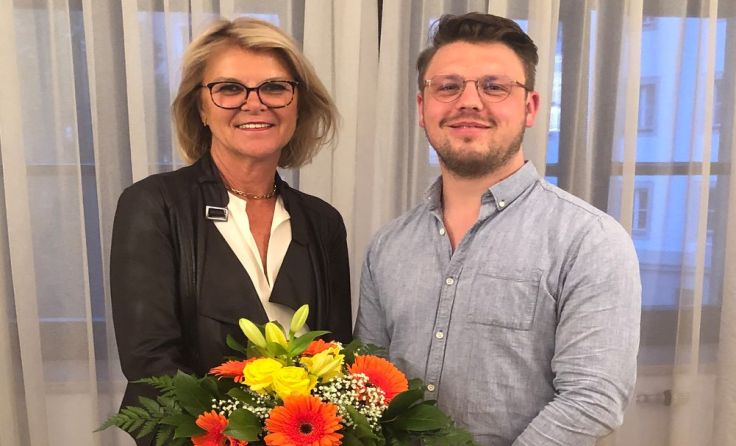 Altstadt neu-Obfrau Rosemarie Schuller übergab ihr Amt an Roland Pachner. Foto: Verein Altstadt neu