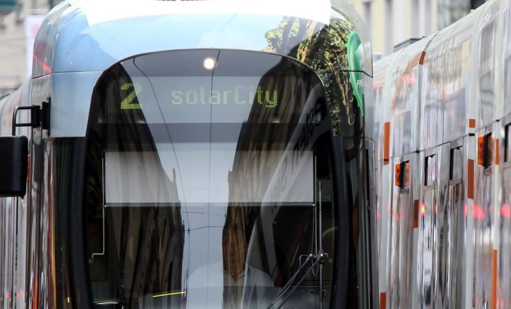 Die Straßenbahnen müssen unterbrochen werden. Foto: Volker Weihbold