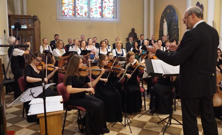 Gemeinsam mit russischen Musikern musizierte der Wartberger Chor. Foto: pro musica