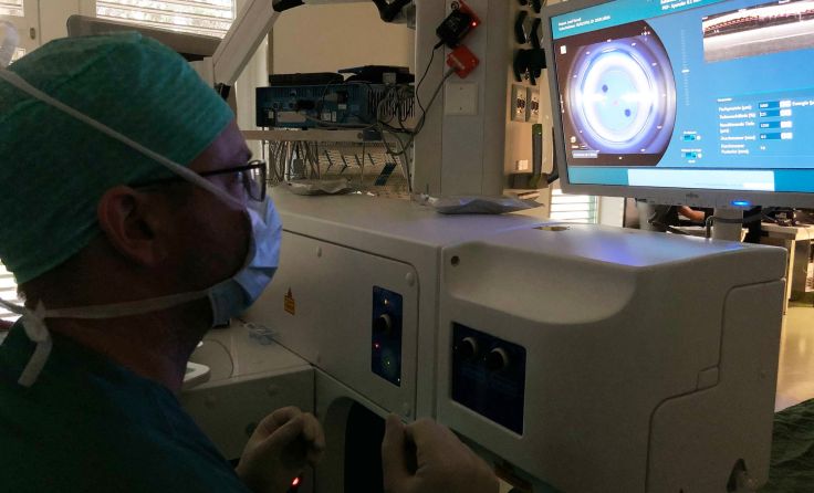 Laser-assistierte Hornhauttransplantation Foto: KUK