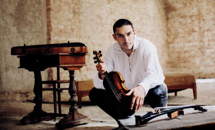 Violinist Sergey Malov (Foto: Julia Wesely)