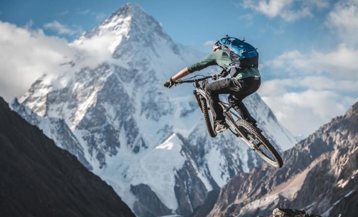 Im Bike-Block zu sehen: "Facing K2" (Foto: Martin Bissig)
