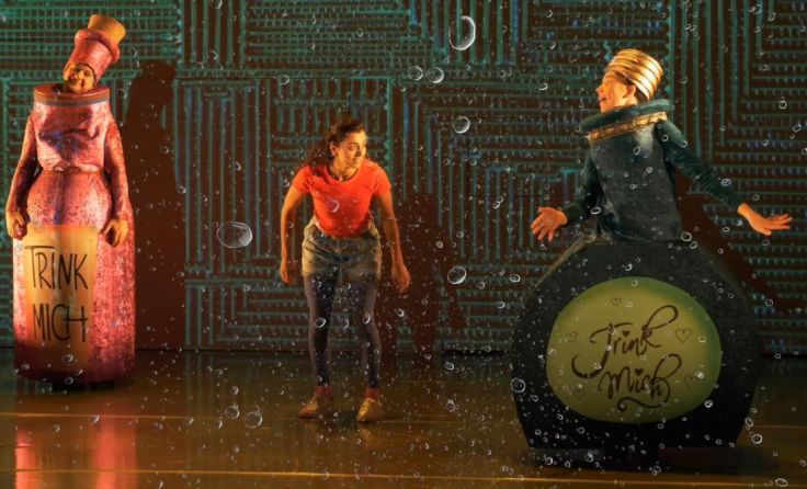 Film zum Stück "Alice im Wunderland" (Foto: Jonatan Salagado Romero)