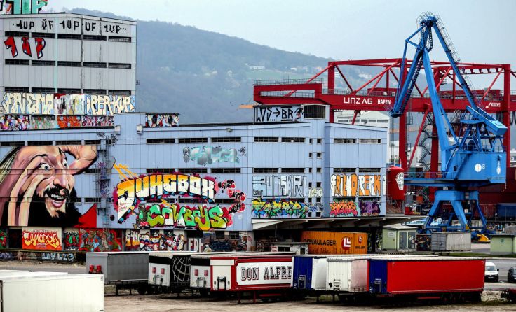 Graffiti-Kunst im Linzer Hafen: Mural Harbor (Foto: Volker Weihbold)