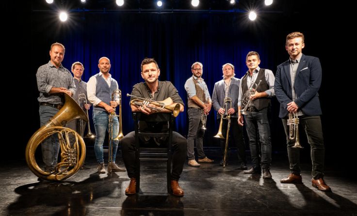 Christoph Moschberger und "Da Blechhauf'n", zu hören im Musiktheater. (Foto: SVEN KOSAKOWSKI)
