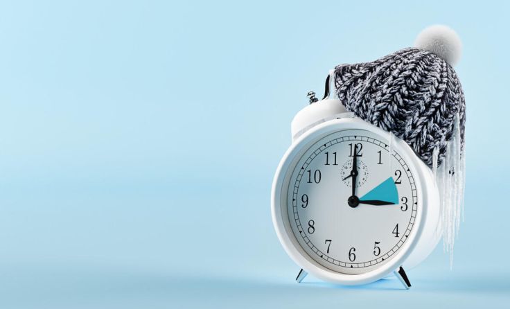 Die Zeit wird um eine Stunde zurückgestellt. (Foto: 2M media/Shutterstock.com)