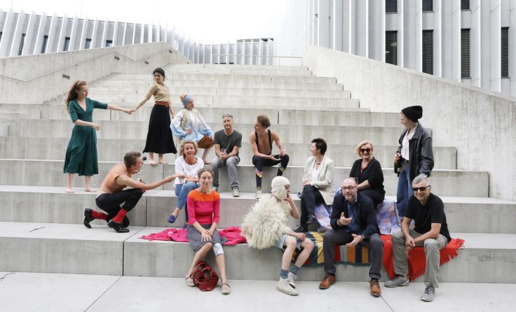 Theaterpicknick im Park der Bruckneruni (Foto: Reinhard Winkler)