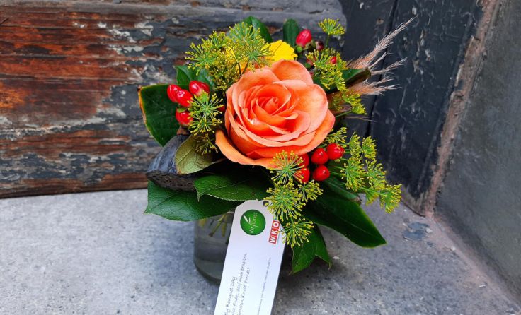Augen offenhalten: Am 25. Juni können kleine Blumengeschenke gefunden werden. (Foto: WKOÖ)