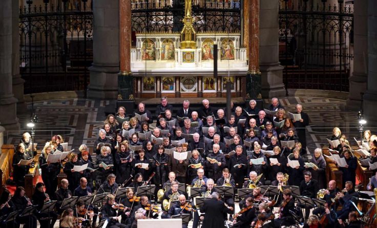 Collegium Vocale Linz und die Dommusik (Foto: Mariendom Linz/Weihbold)