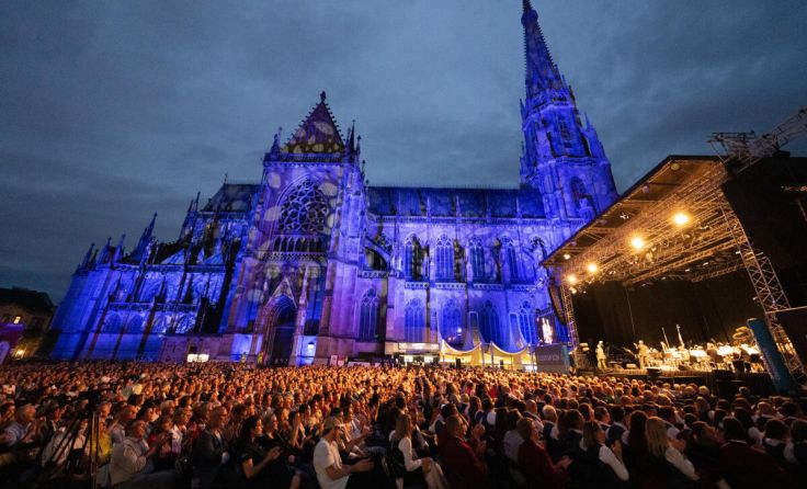 Die "Blasmusik am Dom - Symphonic Night" war Highlight des Landesmusikfestes 2024. (Foto: media.dot)