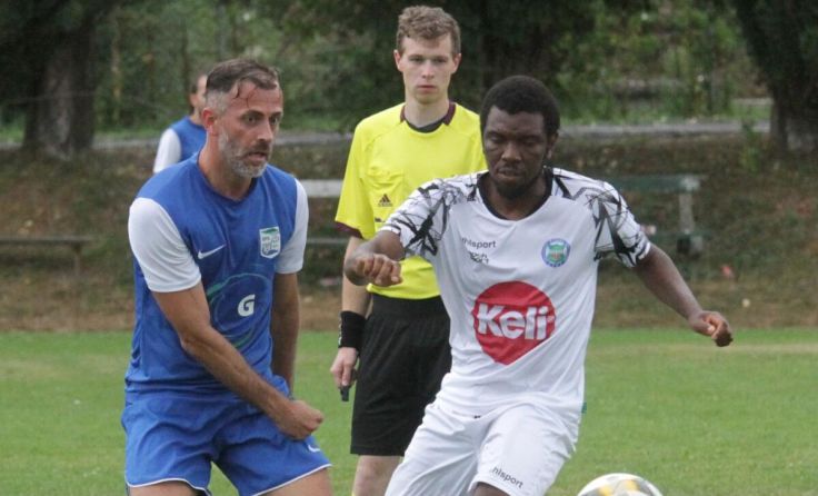 Torgefährlich: SPG-Spielmacher Anto Krajina (in blau). (Foto: piedie)