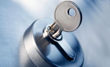 Arbeiterkammer OÖ warnt vor Abzocker-Notdiensten aus dem Internet