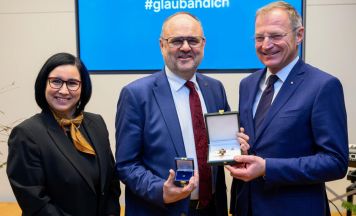 Nach 40 Jahren in der Sparkasse OÖ tritt Vorstand Maximilian Pointner in den Ruhestand