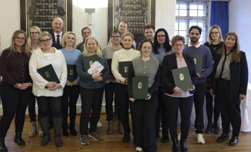 Pflege-Führungskräfte erhielten ihr Zertifikat überreicht