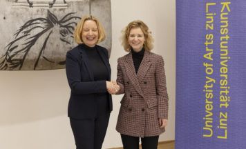 Wissenschaftsministerin zu Gast an Linzer Kunstuni