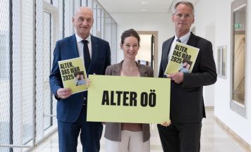 Berufsbild Pflege wird sich ändern: Positive Bilanz nach einem Jahr Alter OÖ