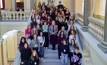 Journalismus-Wettbewerb für Schülerinnen in OÖ - jetzt abstimmen