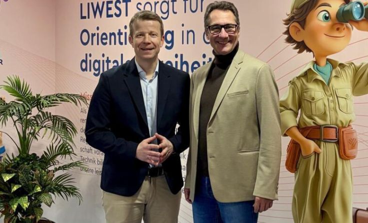 Pauls Eiselsberg (l., IMAS) und LIWEST-Geschäftsführer Stefan Gintenreiter (Foto: LIWEST)