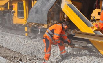 Einschränkungen und Ausfälle wegen ÖBB-Gleisarbeiten auf Weststrecke Linz-St. Valentin