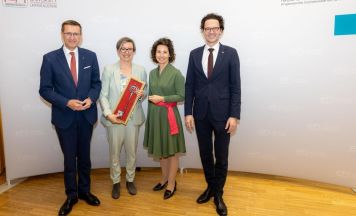 Daniela Wetzelhütter neue Dekanin der Fachhochschul-Fakultät in Linz 