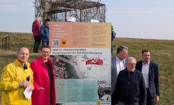 Erinnerungszeichen für verhindertes Atomkraftwerk vor Toren von Linz enthüllt