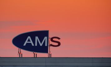 Arbeitsmarkt in Oberösterreich stabil, Wirtschaft hält sich weiter zurück