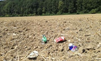 Hundekot und Müll gefährden Tiere: Landwirtschaftskammer OÖ fordert mehr Rücksicht