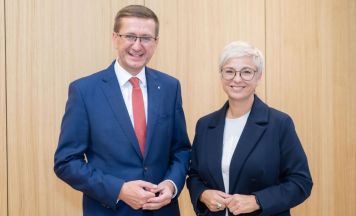 Wirtschaftskammer OÖ und Land OÖ verlängern Kooperation für Export Center OÖ