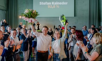 Mit 92,8 Prozent gewählt: Stefan Kaineder wieder Spitzenkandidat der oö. Grünen