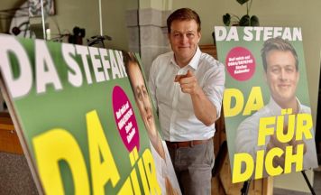 Grüne OÖ-Chef Stefan Kaineder will angerufen werden