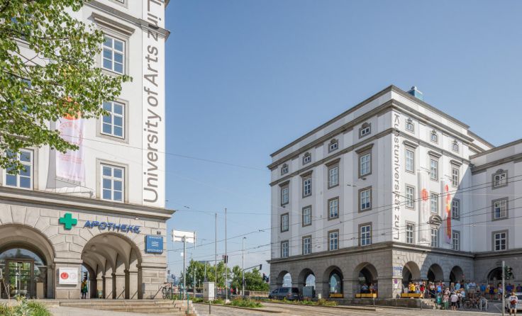 Die Kunstuniversität am Linzer Hauptplatz (Archivfoto). (Foto: Mark Sengstbratl Architekturfoto)