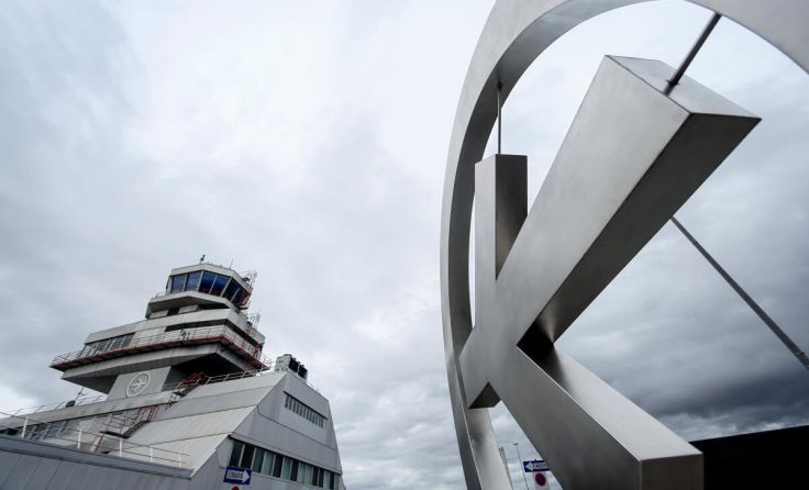 Flughafen Linz (Foto: VOLKER WEIHBOLD)