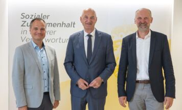 Land OÖ baut Angebot der Pflegeausbildung weiter aus