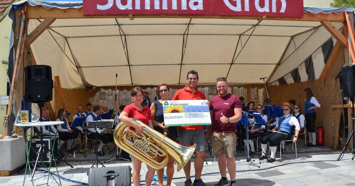 Münzbach Music Association delighted with €9,000 donation for new ...