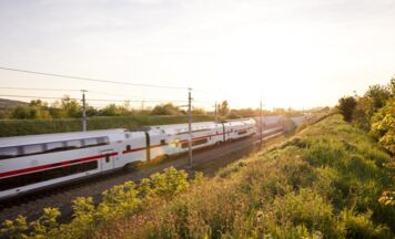 Zugverkehr auf Weststrecke wieder vollständig aufgenommen