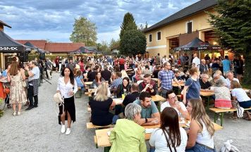 Weinfest lockte zahlreiche Gäste nach Ennsdorf