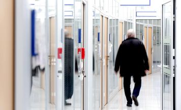 OÖ-Arbeitsmarkt bleibt stabil, Frauenarbeitslosigkeit aber deutlich gestiegen