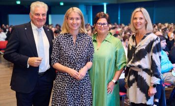 Rund 850 Studierende starten Ausbildung an FH Gesundheitsberufe OÖ