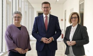 Land OÖ fördert Berufseinstieg und Rückkehr in die Arbeitswelt