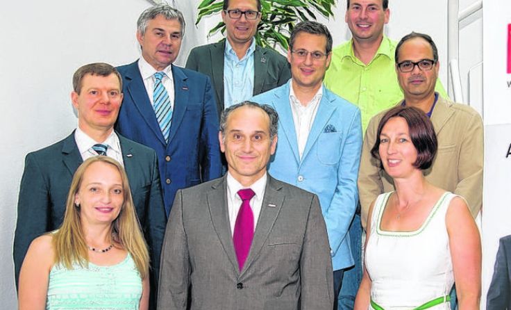Der Bezirksstellenausschuss Schärding mit Obmann Froschauer (vorne Mitte) Foto: Gugerbauer