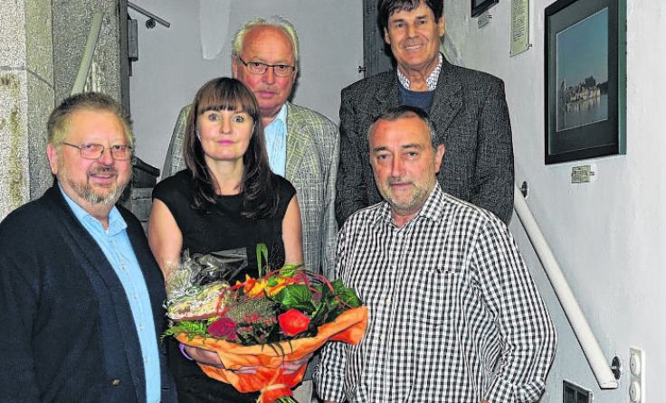 Berndorfer im Kreise der Gratulanten Foto: Schärding Tourismus